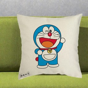 Perna Personalizata Doraemon Salutand, 40x40 cm, Ecru, Husa Detasabila, Perna Inclusa, BEKZ®