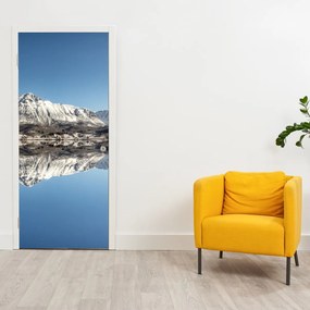Fototapet pentru ușă - Munții și reflecția lor (95x205cm)