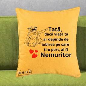 Cadou pentru Tata - Perna Personalizata Tata Nemuritor Supererou cu Masca, 40x40 cm, Galben, Husa Detasabila, Perna Inclusa, BEKZ®