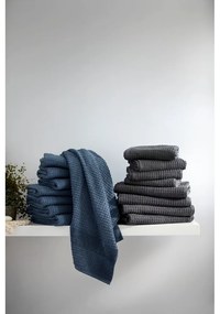 Prosop gri închis din bumbac organic din frotir 50x100 cm Check – JUNA