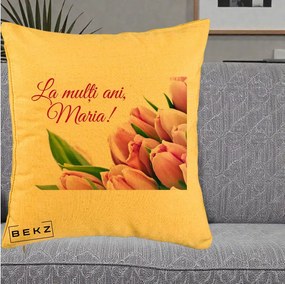 Cadou de Onomastica - Perna Personalizata La Multi Ani Maria Lalele, 40x40 cm, Galben, Husa Detasabila, Perna Inclusa, BEKZ®
