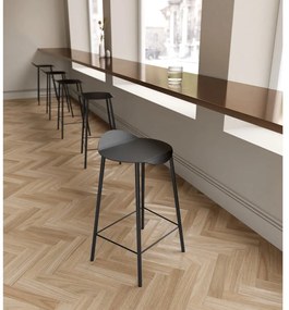 Scaun de bar negru din piele Flamingo Bull – LIND DNA