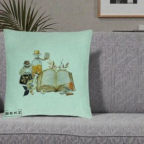 Perna Decorativa Grimoire Vrajitoare si Filtre Magice Halloween, 40x40 cm, Verde Menta, Husa Detasabila, Perna Inclusa, BEKZ®