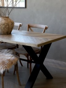 Masa dining, din lemn de pin, model Herringbone, Marseille