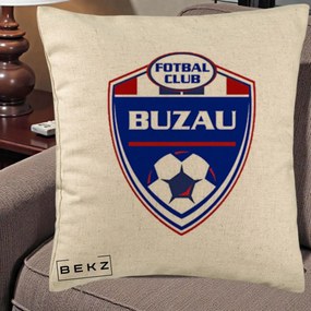 Perna Personalizata FC Buzau Fotbal, 40x40 cm, Bej, Husa Detasabila, Perna Inclusa, BEKZ®