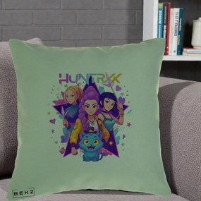 Perna Personalizata K-pop HUNTRX Trio cu Pisica Stele, 40x40 cm, Verde, Husa Detasabila, Perna Inclusa, BEKZ®