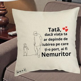 Cadou pentru Tata - Perna Personalizata Tata Nemuritor Joaca cu Mingea, 40x40 cm, Ecru, Husa Detasabila, Perna Inclusa, BEKZ®