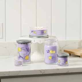 Lumânare parfumată Yankee Candle Signature în borcan, medie, Lemon Lavender, 368 g, M