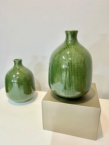 Vaza Verde Infinity Green Mare (cu striatii, H 25 cm)