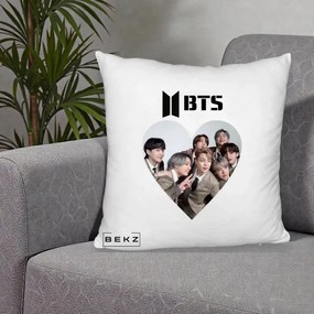 Perna Personalizata K-pop BTS Grup Fotografie in Inima, 40x40 cm, Alb Pufos, Husa Detasabila, Perna Inclusa, BEKZ®