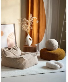 Pernă decorativă pentru copii crem cu tapițerie din țesătură bouclé U – Wigiwama