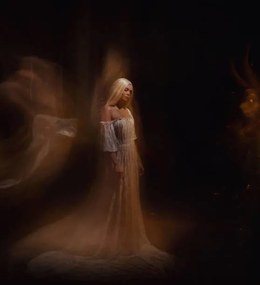 Ilustrație Fantasy Blonde Woman in Ethereal Setting, Kharchenko_irina7