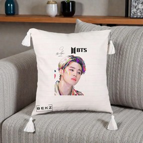 Perna Personalizata K-pop BTS Jimin Portret Artistic Multicolor cu Autograf, 40x40 cm, Bej cu Franjuri, Husa Detasabila, Perna Inclusa, BEKZ®