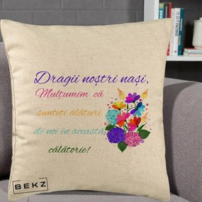 Perna Personalizata Dragii Nostri Nasi Multumim cu Flori Multicolore Colorat, 40x40 cm, Bej, Husa Detasabila, Perna Inclusa, BEKZ®