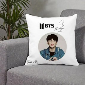 Perna Personalizata K-pop BTS Jimin Portret Cerc Autograf Geaca, 40x40 cm, Alba Mata, Husa Detasabila, Perna Inclusa, BEKZ®