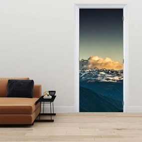 Fototapet pentru ușă - Vârfurile munților (95x205cm)