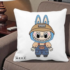 Perna Personalizata Labubu Toanart Blugi, 40x40 cm, Alba Mata, Husa Detasabila, Perna Inclusa, BEKZ®
