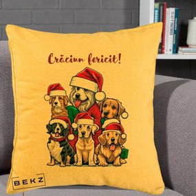 Perna Decorativa Caini cu Bonete Craciun Fericit, 40x40 cm, Galben, Husa Detasabila, Perna Inclusa, BEKZ®