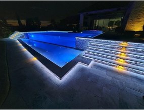 Banda LED RGB Exterior 5m – Iluminare Vibrantă cu 60 LED-uri pe Metru pentru Spații Exterioare