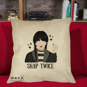 Perna Personalizata Wednesday Snap Twice, 40x40 cm, Crem, Husa Detasabila, Perna Inclusa, BEKZ®