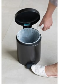 Cos cu pedala Brabantia NewIcon 1008838, 5 L, Inchidere lina, Baza antiderapanta, Gri inchis
