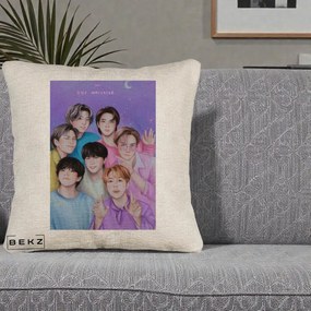 Perna Personalizata K-pop BTS Our Universe Fanart Violet Pastel, 40x40 cm, Bej Canapea, Husa Detasabila, Perna Inclusa, BEKZ®