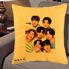 Perna Personalizata K-pop BTS Bangtan Boys Portret Grup Fanart, 40x40 cm, Galben, Husa Detasabila, Perna Inclusa, BEKZ®