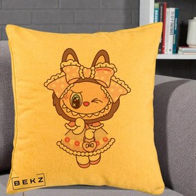 Perna Personalizata Labubu Lolita Roz cu Dantela, 40x40 cm, Galben, Husa Detasabila, Perna Inclusa, BEKZ®