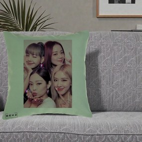 Perna Personalizata K-pop BLACKPINK Foto Grup Selfie Roz cu Glitter, 40x40 cm, Verde, Husa Detasabila, Perna Inclusa, BEKZ®