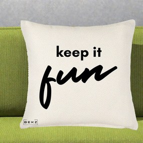 Perna Decorativa Keep It Fun, 40x40 cm, Crem Reliefat, Husa Detasabila, Perna Inclusa, BEKZ®