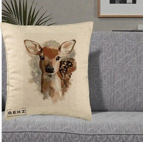 Perna Decorativa Caprioara Pui Acuarela, 40x40 cm, Bej, Husa Detasabila, Perna Inclusa, BEKZ®