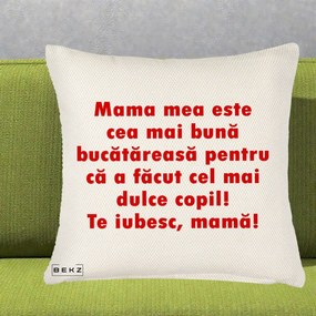 Cadou pentru Mama - Perna Personalizata Mama cea Mai Buna Bucatareasa, 40x40 cm, Crem Reliefat, Husa Detasabila, Perna Inclusa, BEKZ®