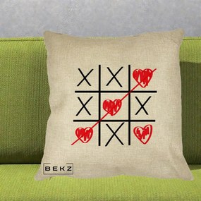 Cadou Romantic - Perna Personalizata Love Joc X si Inima cu Castigator Iubire, 40x40 cm, Crem, Husa Detasabila, Perna Inclusa, BEKZ®