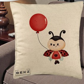 Perna Decorativa Buburuza cu Balon Rosu, 40x40 cm, Bej, Husa Detasabila, Perna Inclusa, BEKZ®