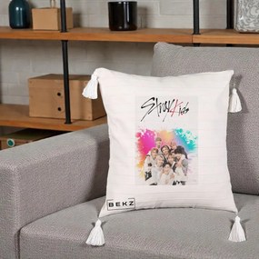 Perna Personalizata K-pop Stray Kids cu Splash Multicolor, 40x40 cm, Bej cu Franjuri, Husa Detasabila, Perna Inclusa, BEKZ®