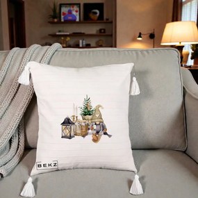 Perna Decorativa Gnom Scandinav cu Felinar, 40x40 cm, Bej cu Franjuri, Husa Detasabila, Perna Inclusa, BEKZ®