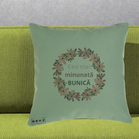 Cadou pentru Bunica - Perna Personalizata Cea Mai Minunata Bunica Coronita Flori Roz, 40x40 cm, Verde, Husa Detasabila, Perna Inclusa, BEKZ®