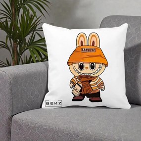 Perna Personalizata Labubu Streetwear Portocaliu, 40x40 cm, Alba Mata, Husa Detasabila, Perna Inclusa, BEKZ®