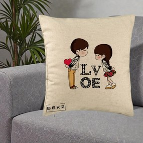 Cadou Romantic - Perna Personalizata Cuplu Kawaii LOVE, 40x40 cm, Bej, Husa Detasabila, Perna Inclusa, BEKZ®