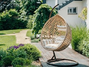 Scaun suspendat maro deschis TROPIKAL cu suport