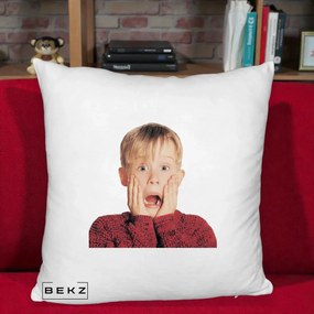 Perna Decorativa Kevin Singur Acasa, 40x40 cm, Alb Pufos, Husa Detasabila, Perna Inclusa, BEKZ®