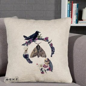 Perna Decorativa Gothic Wreath Corb Moliu Craniu, 40x40 cm, Bej Canapea, Husa Detasabila, Perna Inclusa, BEKZ®