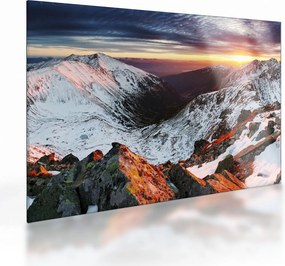Tablou pe sticlă - Panoramă montană de iarnă (70x50 cm)