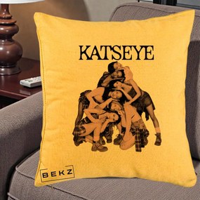 Perna Personalizata K-pop KATSEYE Foto Roz Vintage, 40x40 cm, Galben, Husa Detasabila, Perna Inclusa, BEKZ®