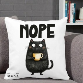 Perna Decorativa NOPE Pisica Neagra Cafea, 40x40 cm, Alba Mata, Husa Detasabila, Perna Inclusa, BEKZ®