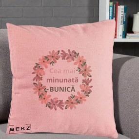 Cadou pentru Bunica - Perna Personalizata Cea Mai Minunata Bunica Coronita Flori Roz, 40x40 cm, Roz, Husa Detasabila, Perna Inclusa, BEKZ®
