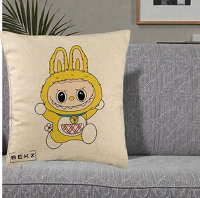Perna Personalizata Labubu Galben Doraemon, 40x40 cm, Bej, Husa Detasabila, Perna Inclusa, BEKZ®
