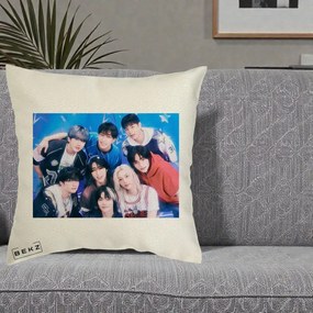 Perna Personalizata K-Pop Grup Foto Stele, 40x40 cm, Ecru, Husa Detasabila, Perna Inclusa, BEKZ®
