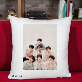 Perna Personalizata K-pop BTS Foto Grup Pastel, 40x40 cm, Alb Pufos, Husa Detasabila, Perna Inclusa, BEKZ®