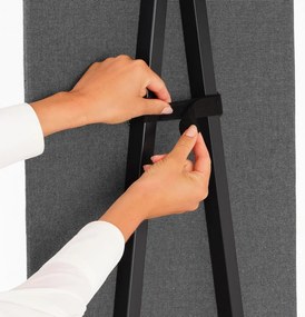 Accesoriu pentru calcarea cu aburi pe verticala Brabantia Linn 1008936, Instalare usoara, Reglabil, Negru